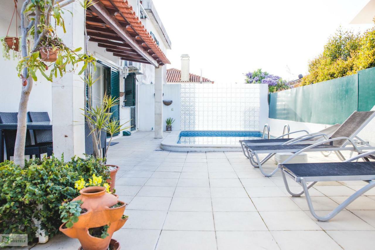 Help Yourself Hostels - Carcavelos Coast Екстер'єр фото