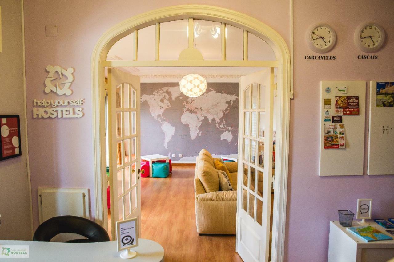 Help Yourself Hostels - Carcavelos Coast Екстер'єр фото